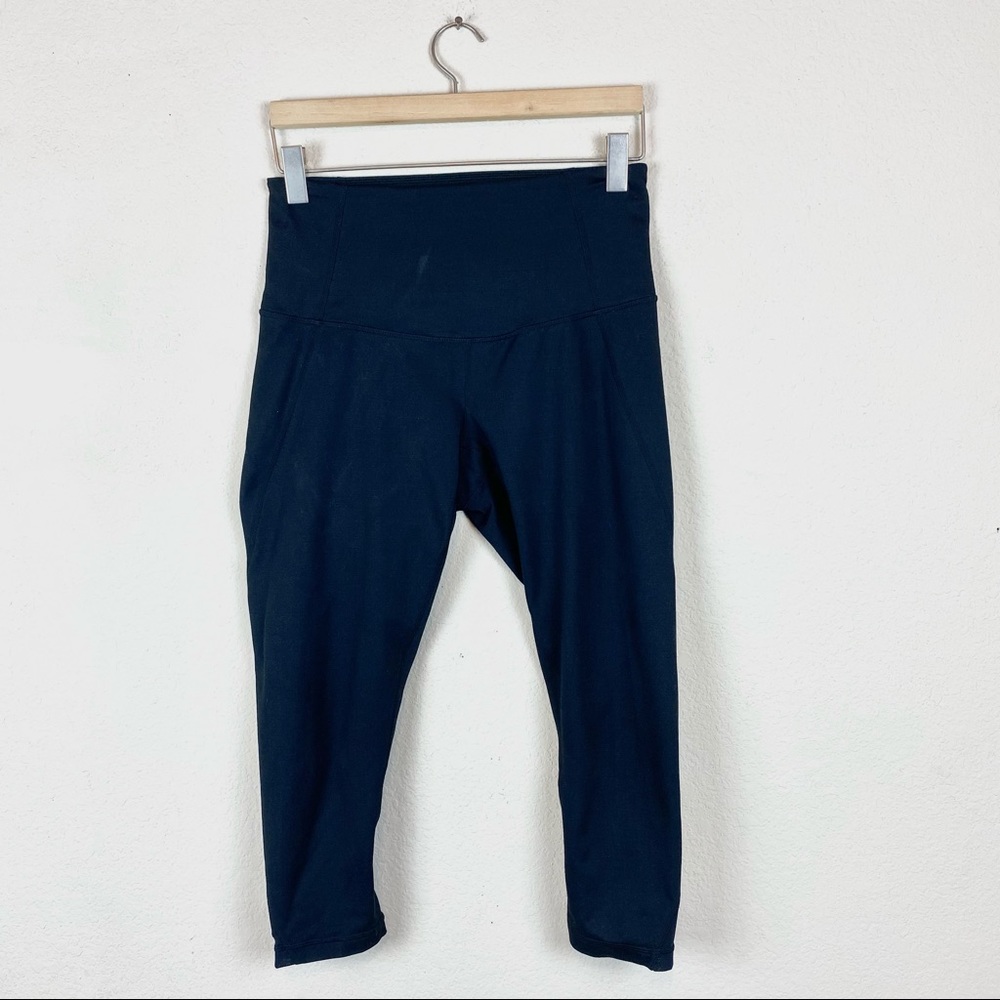 Zella High Waisted Capri Black Leggings